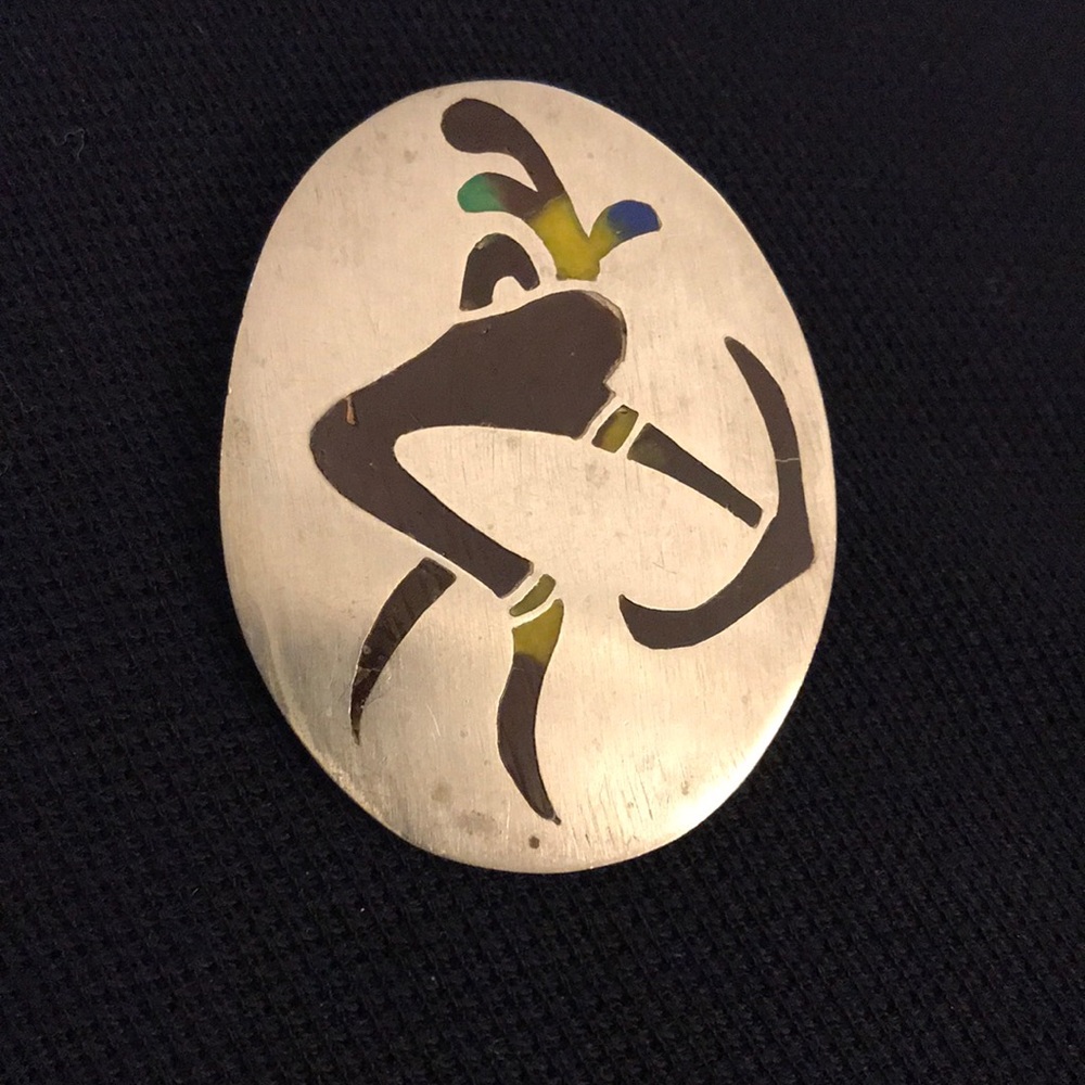 Vintage Mexican sterling silver pin.